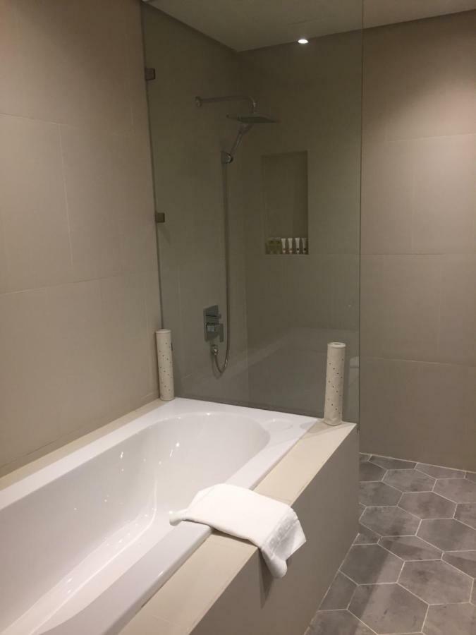 Acacia Hotel Bacolod Luaran gambar